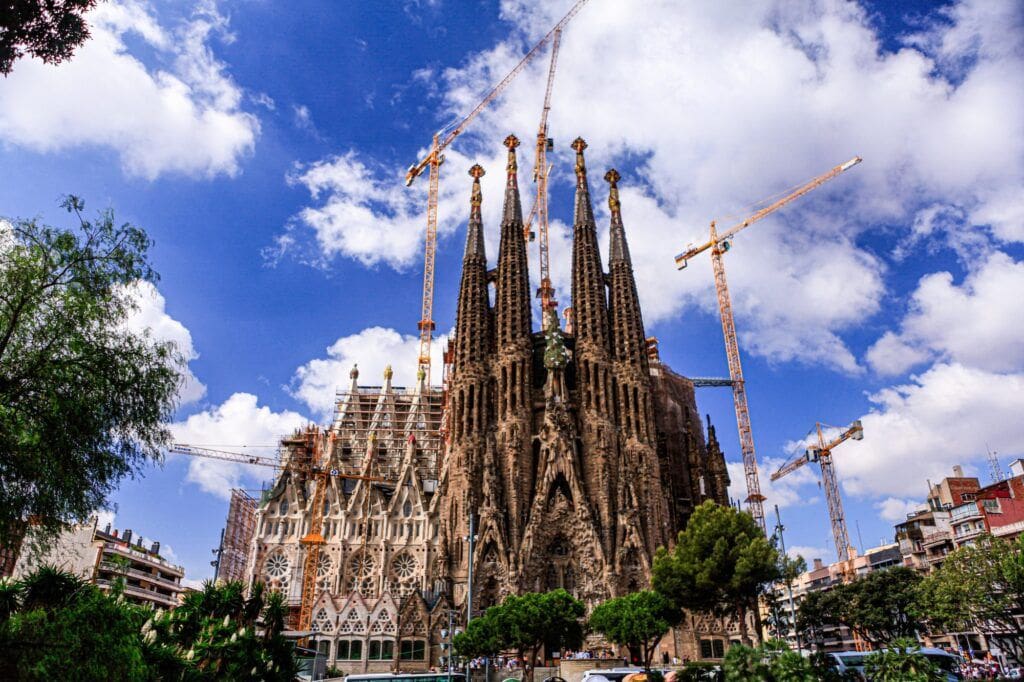 What do I need to travel to Spain from Ireland?